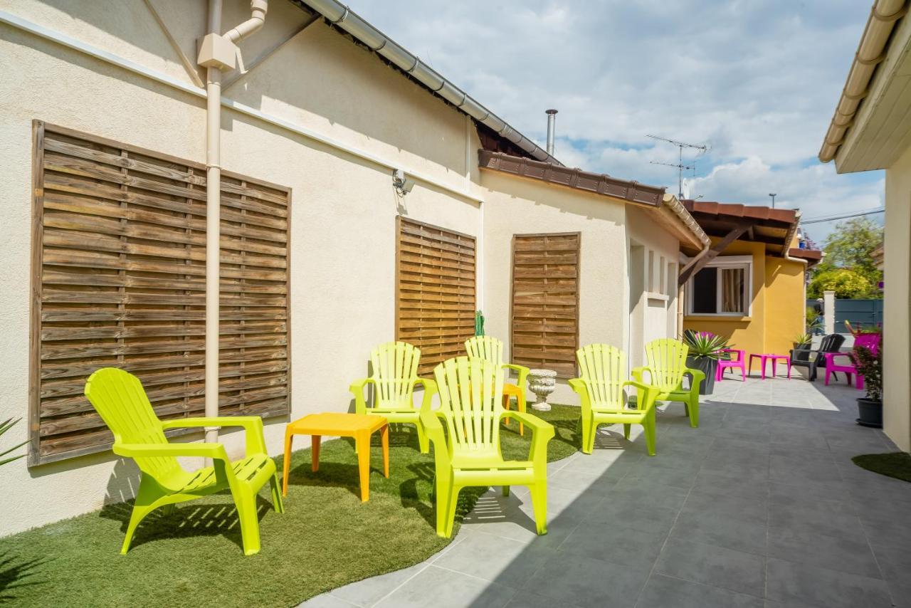 La Serenade - Appartements Confort Avec Terrasse Montreuil  Exterior photo